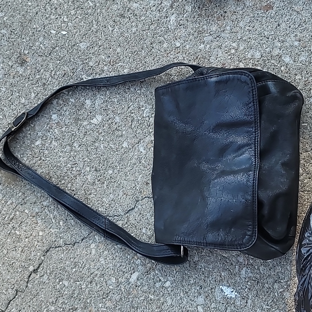 Black leather  crossbody purse EMILY ANN OF BOCA RATON